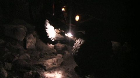 1996 Ford Bronco - Bone Crusher, Hip 37 minutes in the dark and damp. (7/9/2005)