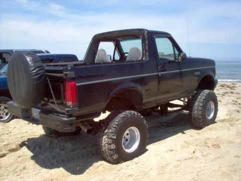1996 Ford Bronco photo