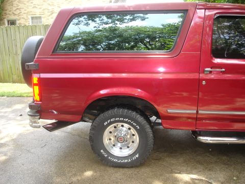 1994 Ford Bronco photo