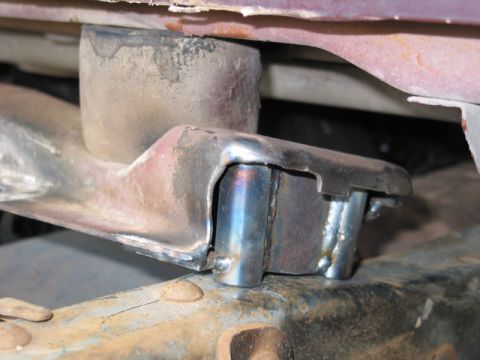 1981 Ford Bronco - Checking fit of welded crossmember.