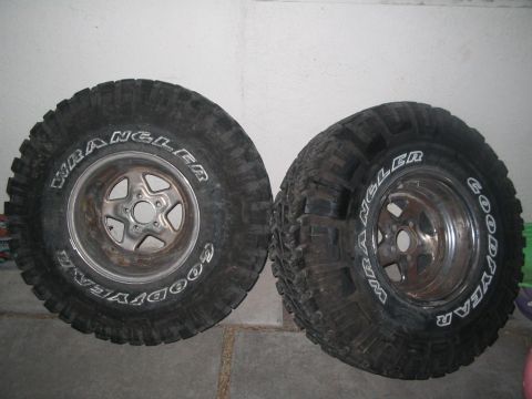1994 Jeep Cherokee “pig dog”