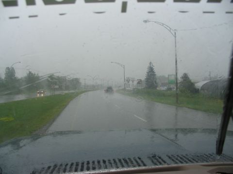 1986 Ford Bronco - this is how hard it was raining on the way out