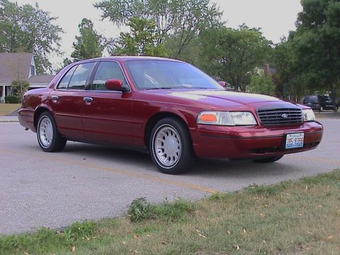 2000 Ford Crown Victoria - July 17, 2005 - 09