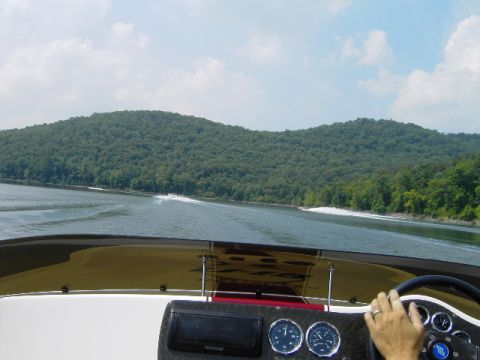 1996 Four Winns 191 Unlimited