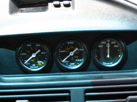 1993 Ford Taurus - Installed Gauges