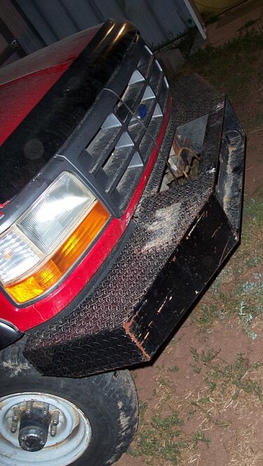 1990 Ford Bronco - Winch bumper, kinda funky but it came w the truck