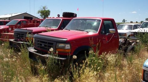 1990 Ford Bronco - this is a 2nd truck I also got. Definitely does not run, $550!