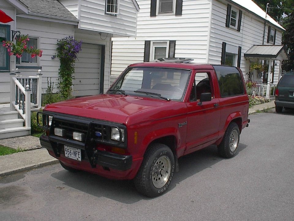 1988 Ford Bronco II “BloodRayne”