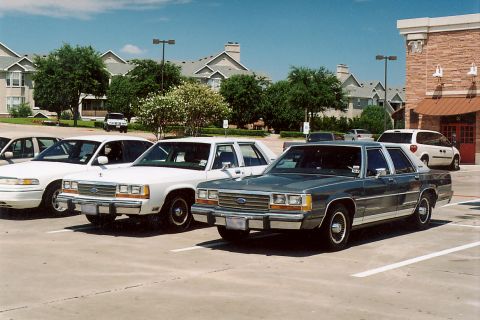 1993 Ford Crown Victoria - There were 2 boxes owned by Aerobird88 and jgvic.
