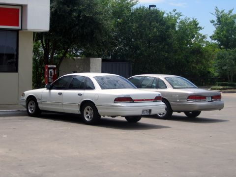 2000 Ford Crown Victoria - Second stop.