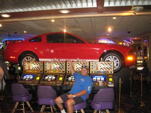 1985 Ford Mustang - Emm was doing Real good today.. & I lost my cash But he did'nt Win the stang.