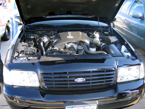 2000 Ford Crown Victoria - lscya