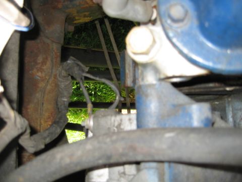 1976 Ford F-150 - Here is where the fuseable link connects to the starter