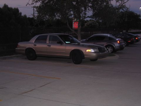 2000 Ford Crown Victoria - crown-vicious