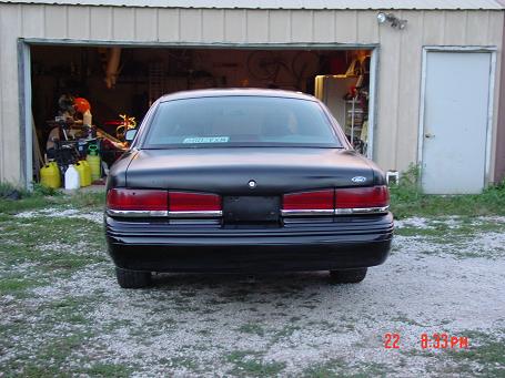 1995 Ford Crown Victoria photo