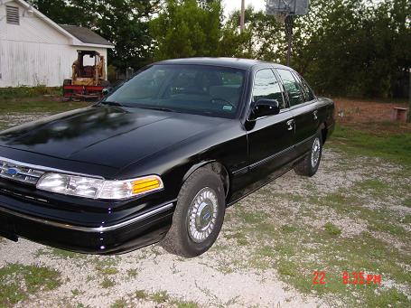 1995 Ford Crown Victoria photo