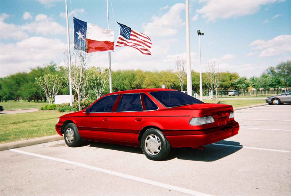 1993 Ford Taurus “THE BOMB”