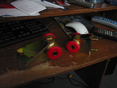 1995 Ford Probe - Engine Mounts