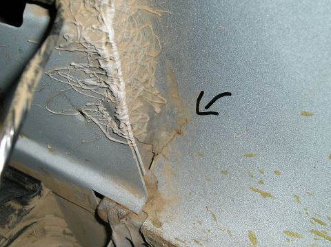 1993 Ford Bronco - body crack