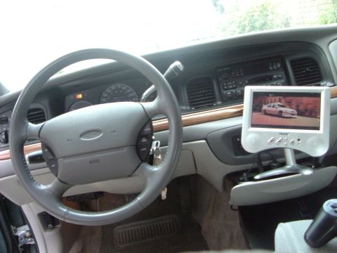 1996 Ford Crown Victoria photo