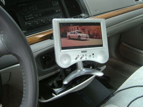 1996 Ford Crown Victoria photo