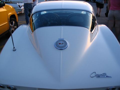 1993 Ford Taurus - Stingray from rear