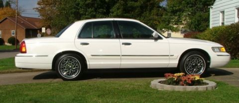 2000 Mercury Grand Marquis photo