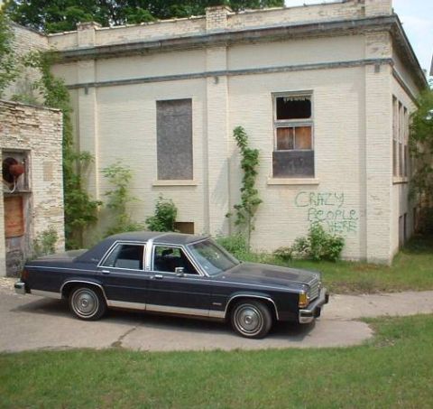 1984 Ford LTD Crown Victoria photo