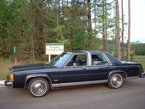 1984 Ford LTD Crown Victoria photo