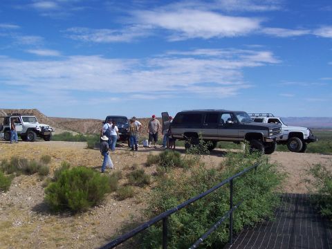 1981 Ford F-150 - Talking on the Dam