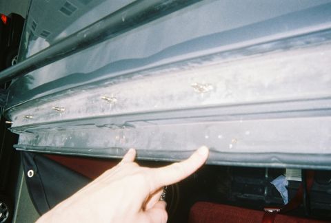 1990 Ford Bronco - Holes guy didnt fix! they go right through to the headliner!!! AAARGH!!!