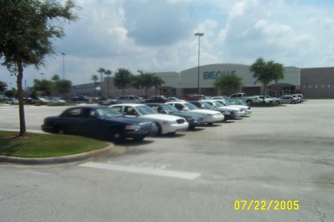 1998 Ford Crown Victoria - line up 1