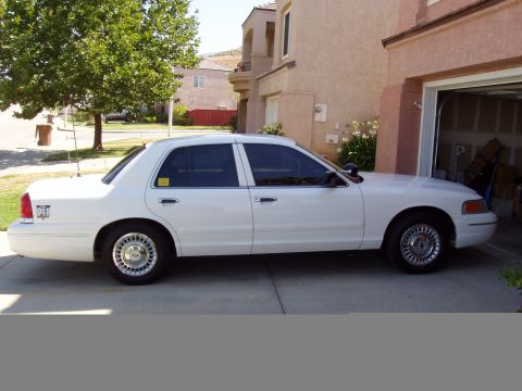 1998 Ford Crown Victoria photo