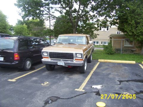 1979 Ford Bronco - Front picture
