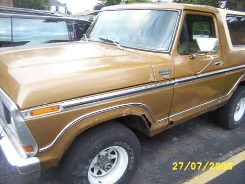 1979 Ford Bronco - Front Side shot