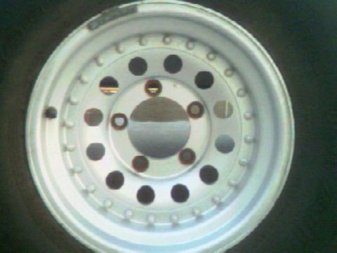 1993 Ford Bronco - A single vehicle wheel is shown, with the "Supermotors.net" watermark visible at the bottom right.