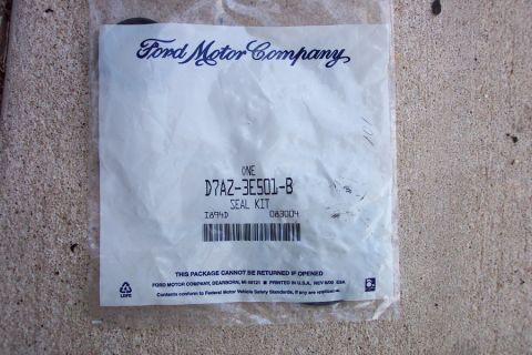 1992 Ford Bronco - Sector shaft seal kit