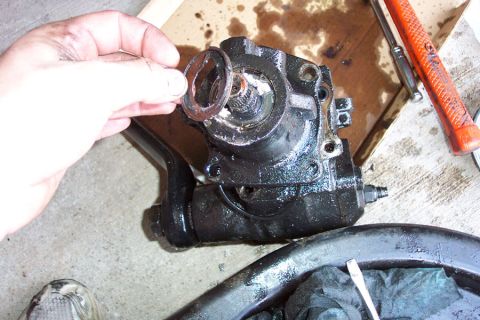 1992 Ford Bronco - Pry out the dust cap