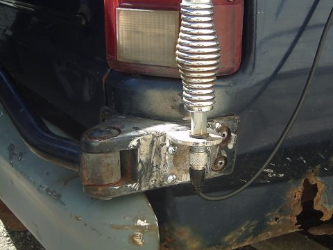 1981 Ford Bronco - This is the mount that I put on fot my new to me 102" stainless steel whip. I did have 2 4'ers on the front mirrors but the stress on the d…