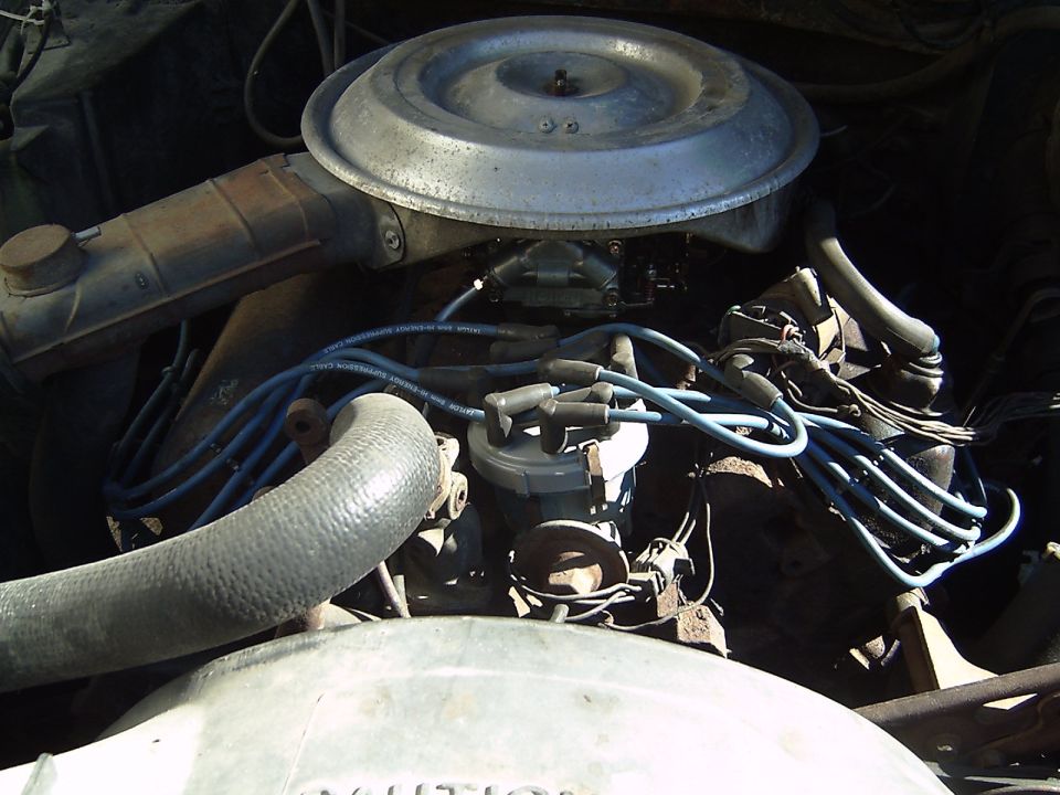 Here is another shot of it.  Looks really cool when you open the hood and the first thing that catches your eye is the word "HOLLEY"

Here you can also see the wires I got.  They are Taylor High Energy Suppression  8mm.