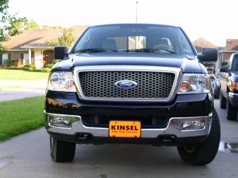 2005 Ford F-150 - front