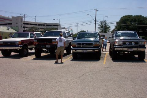 7/31/2005 Austin M&G - 1992 Ford Bronco