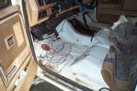 1985 Ford Bronco - Look Ma, No rust!