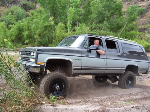 1981 Ford F-150 - Good thing the river is wide...