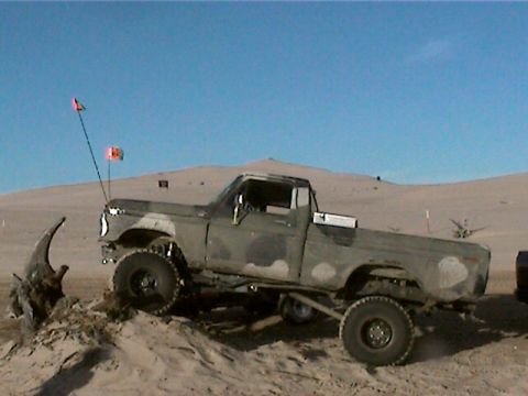 1977 Ford F-150 - dunes