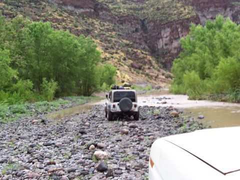 1981 Ford F-150 - Heading up the creek. These rocks beat us to death all day.