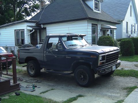 1981 Ford Bronco - Good shot showing what it looks like with the rest of the truck......