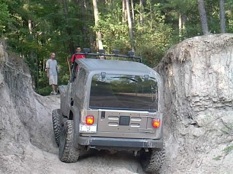 2004 Jeep Wrangler - climbing
