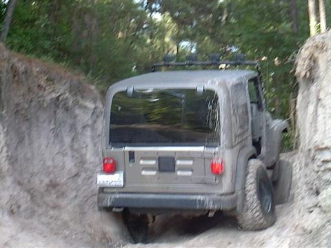 2004 Jeep Wrangler - climbing and flexin