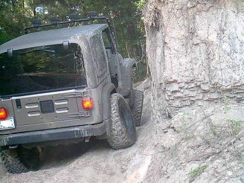 2004 Jeep Wrangler - flexin and climbing